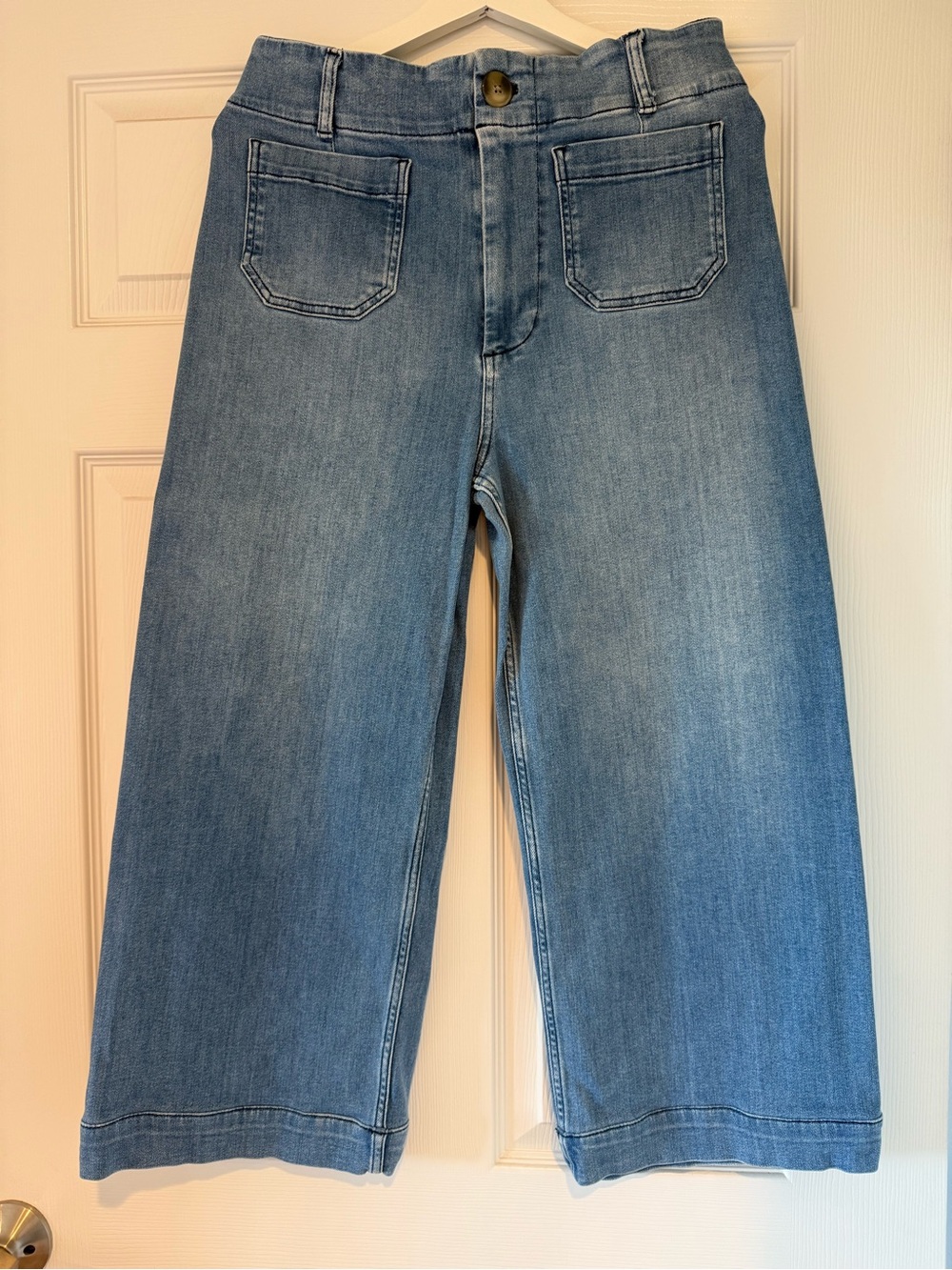 Pilcro and the Letterpress Light Blue Stretch Wide-Leg Jeans. Size:30